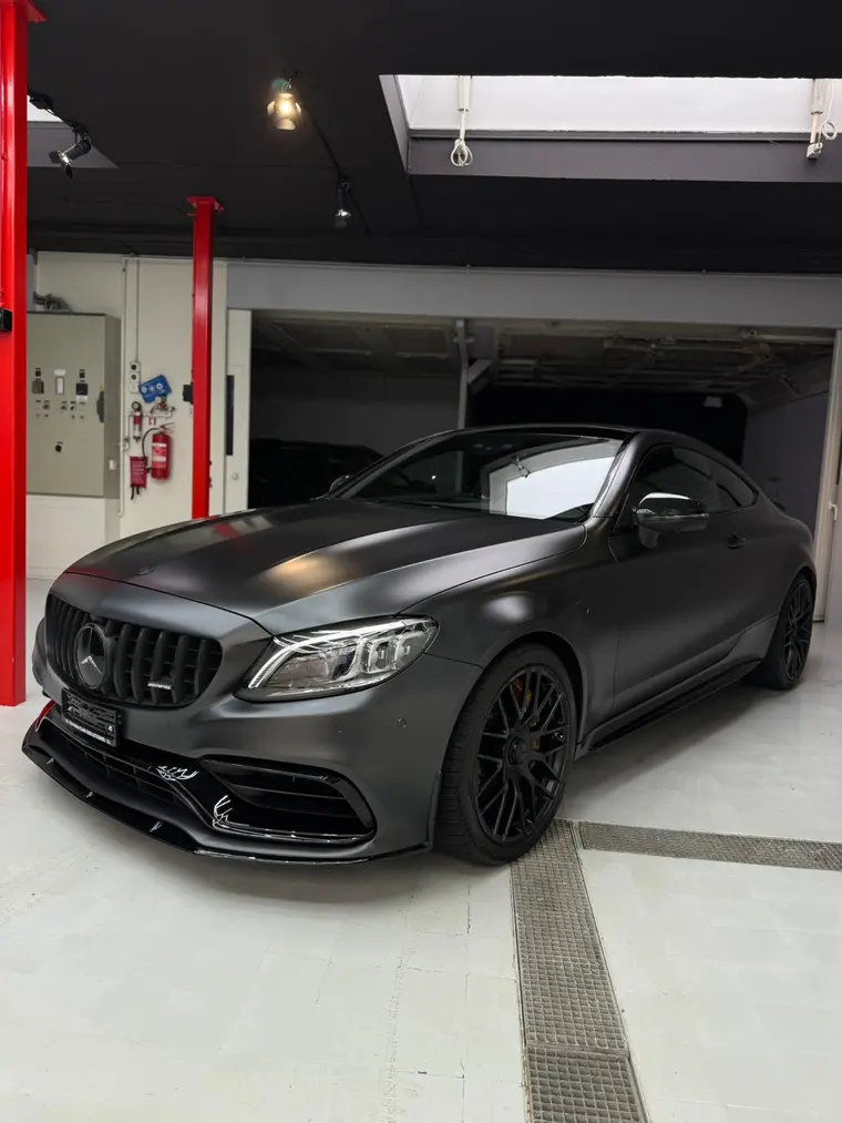 Mercedes-AMG C 63 Coupé in Mattgrau